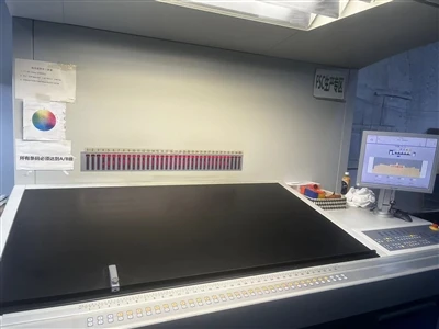 Gestione del cambiamento di colore durante una tiratura di stampa
